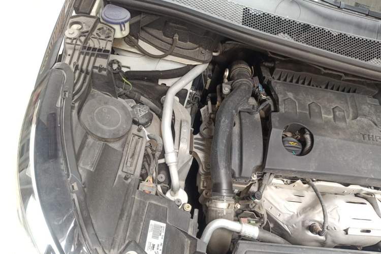 Used Peugeot 5008 2017 380THP 7-Seater Elite Edition Engine Bay Right