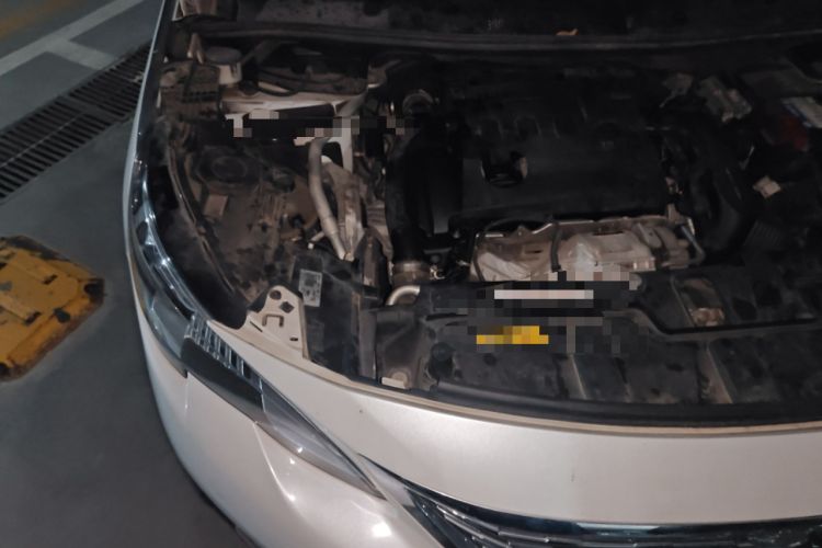 Used Peugeot 5008 2017 380THP 7-Seater Luxury Edition Engine Bay Right