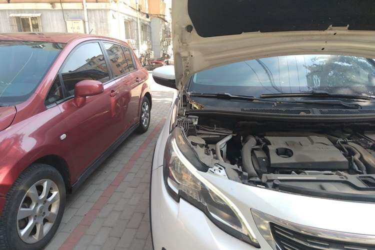 Used Peugeot 5008 2017 380THP 7-Seater Elite Edition Engine Bay Right