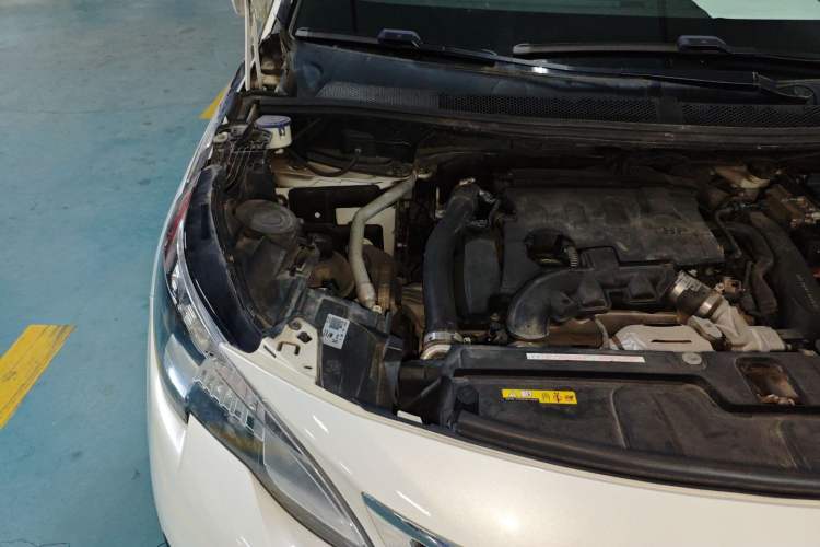 Used Peugeot 5008 2017 350THP 7-Seater Elite Edition Engine Bay Right