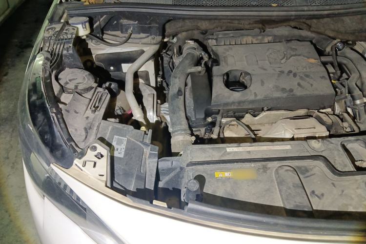Used Peugeot 5008 2017 380THP 7-Seater Luxury Edition Engine Bay Right