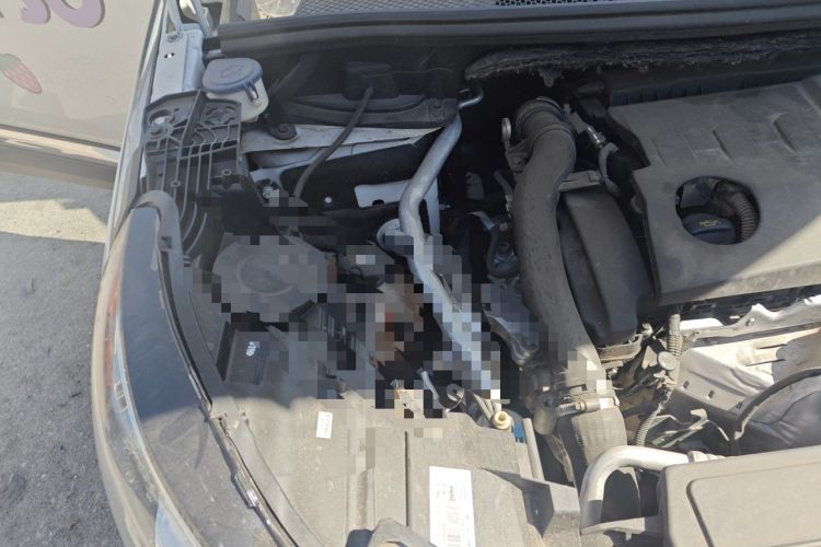 Used Peugeot 5008 2017 380THP 7-Seater Elite Edition Engine Bay Right