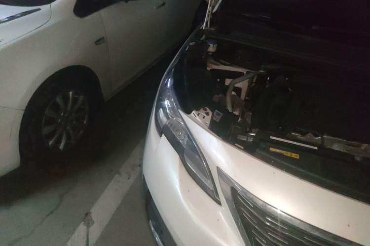 Used Peugeot 5008 2017 380THP 7-Seater Elite Edition Engine Bay Right