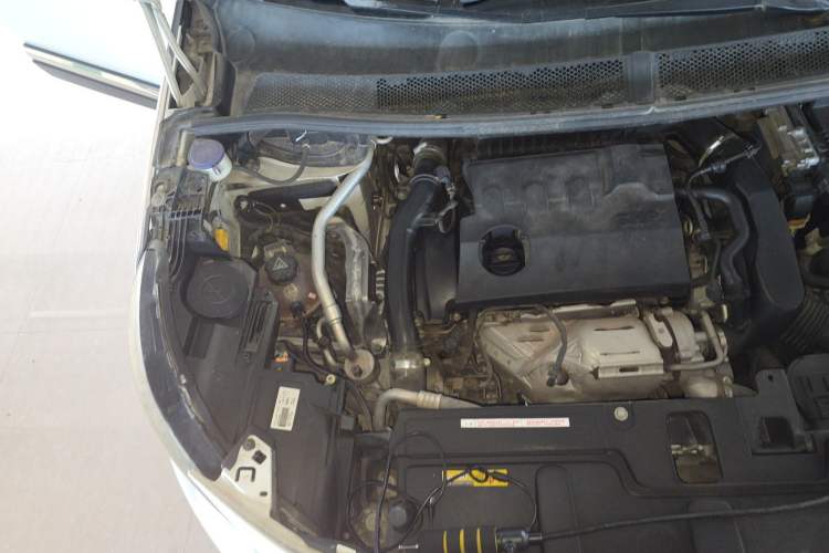 Used Peugeot 5008 2017 380THP 7-Seater Luxury Edition Engine Bay Right