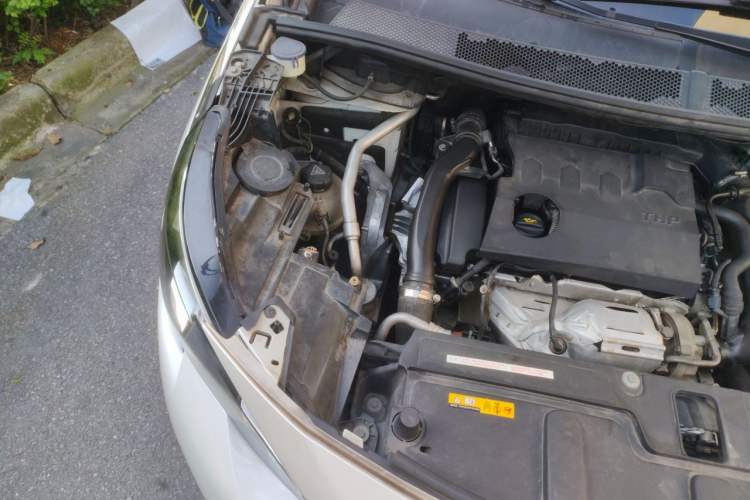 Used Peugeot 5008 2017 380THP 7-Seater Elite Edition Engine Bay Right