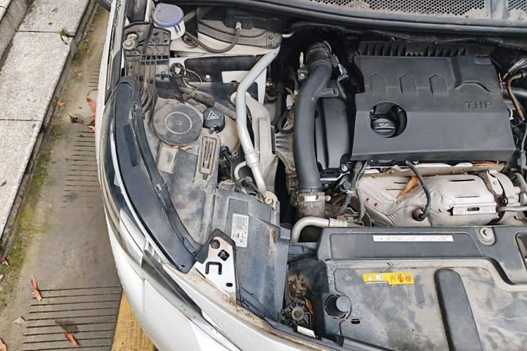 Used Peugeot 5008 2017 380THP 7-Seater Elite Edition Engine Bay Right