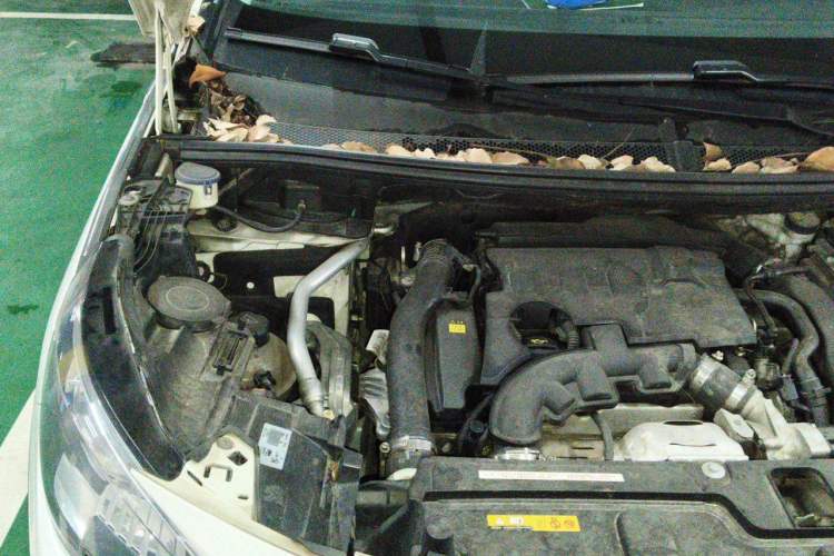 Used Peugeot 5008 2017 350THP 5-Seat Elite Edition Engine Bay Right