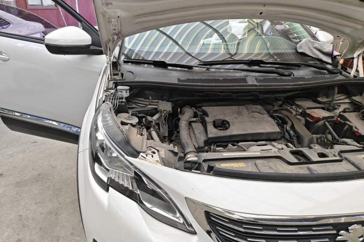 Used Peugeot 5008 2017 380THP 7-Seater Boundary-Free Edition Engine Bay Right