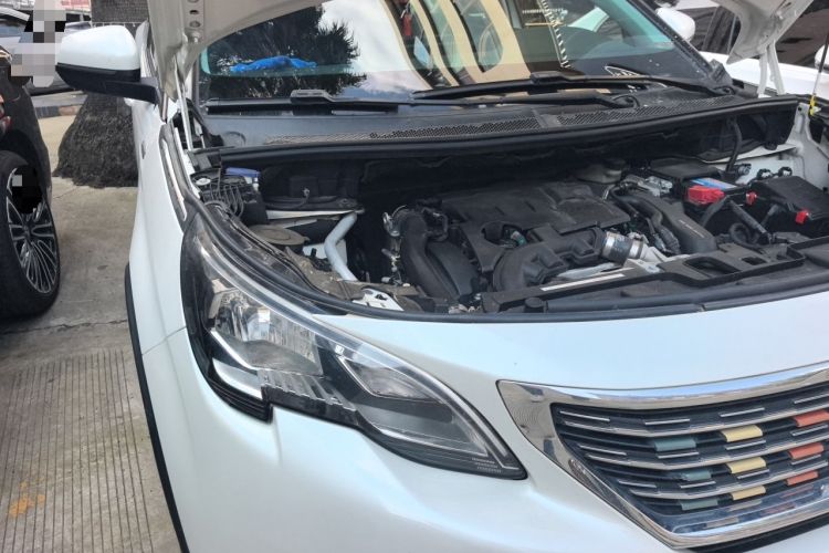 Used Peugeot 5008 2017 350THP 5-Seat Elite Edition Engine Bay Right