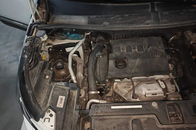Used Peugeot 5008 2017 380THP 7-Seater Luxury GT Edition Engine Bay Right