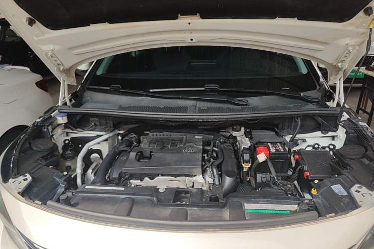 Used Peugeot 5008 2017 380THP 5-Seater Elite Edition Engine Bay