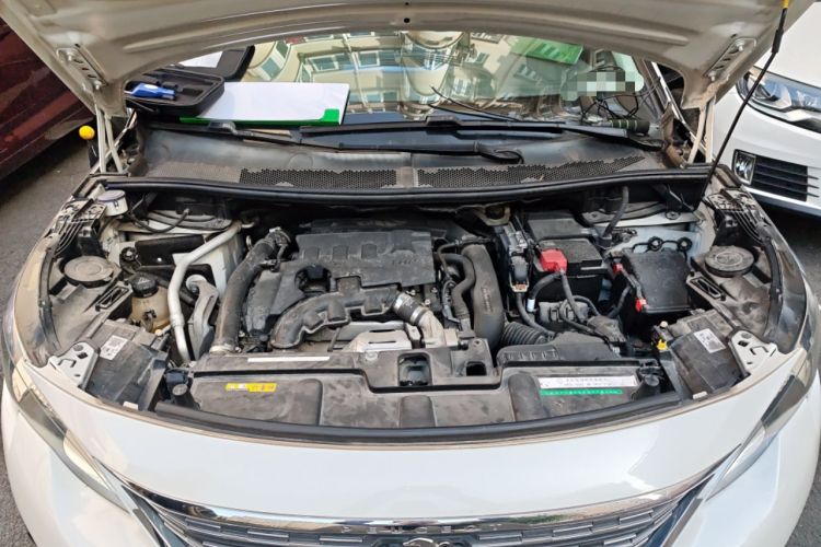 Used Peugeot 5008 2017 350THP 7-Seater Elite Edition Engine Bay