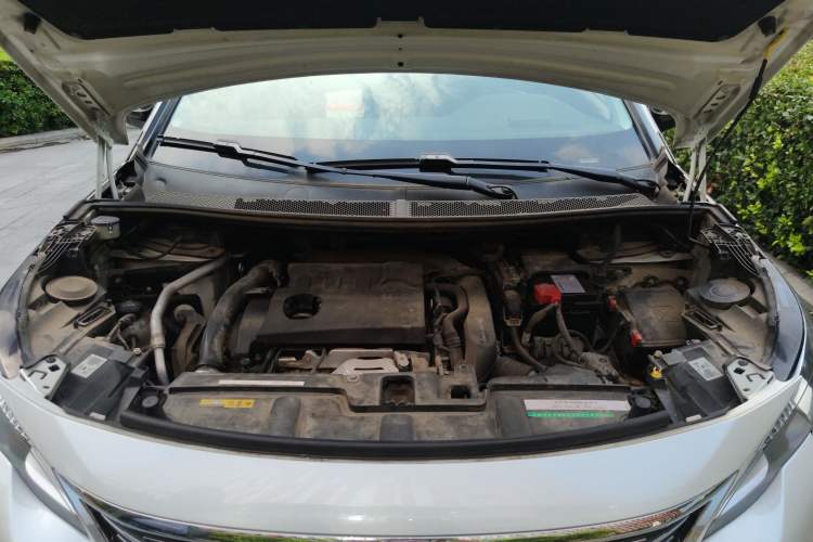Used Peugeot 5008 2017 380THP 5-Seater Elite Edition Engine Bay