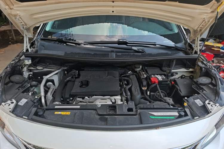 Used Peugeot 5008 2017 380THP 7-Seater Elite Edition Engine Bay