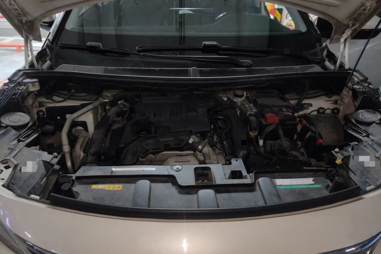 Used Peugeot 5008 2017 350THP 7-Seater Elite Edition Engine Bay