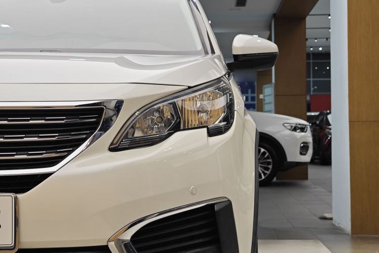 Used Peugeot 5008 2017 380THP 7-Seater Elite Edition Exterior 2