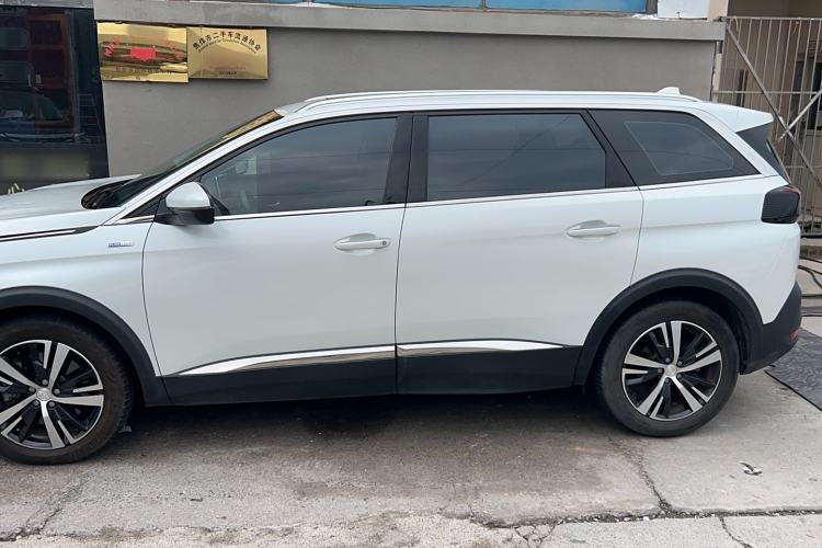 Used Peugeot 5008 2017 350THP 7-Seater Elite Edition Exterior 2