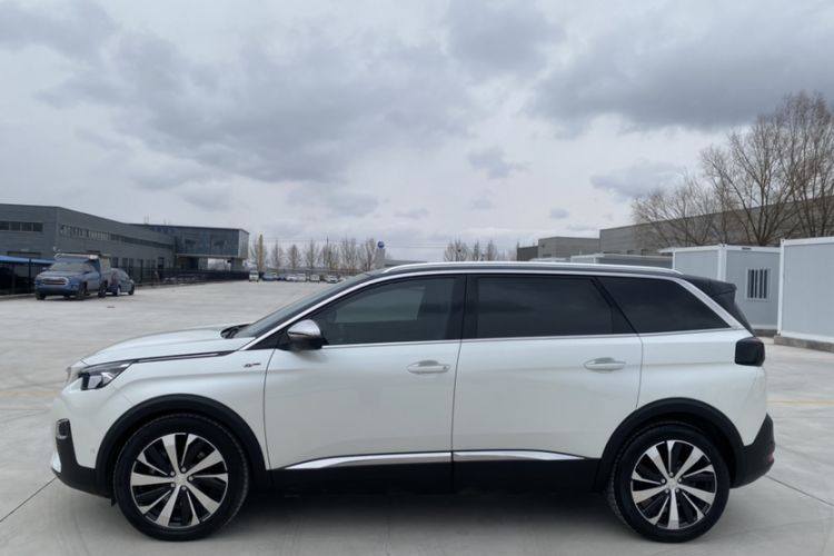 Used Peugeot 5008 2017 380THP 7-Seater Luxury GT Edition Exterior 3