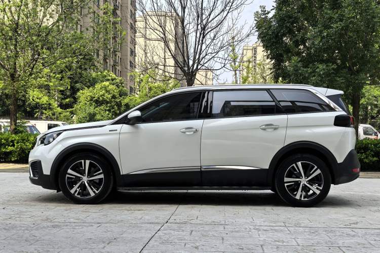 Used Peugeot 5008 2017 380THP 7-Seater Elite Edition Exterior 3