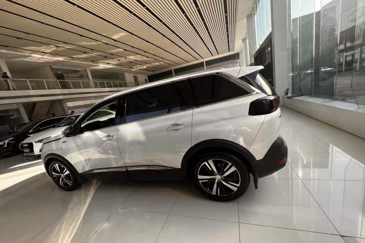 Used Peugeot 5008 2017 380THP 7-Seater Elite Edition Exterior 3