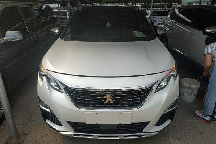 Used Peugeot 5008 2017 380THP 7-Seater Luxury GT Edition Front