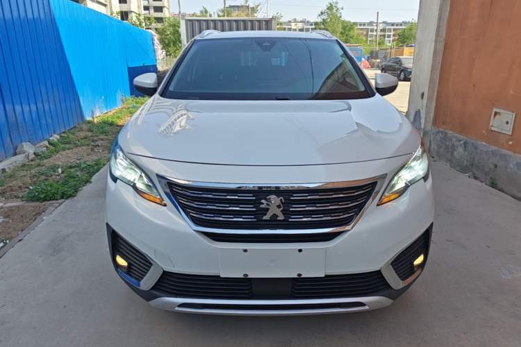 Used Peugeot 5008 2017 380THP 7-Seater Elite Edition Front