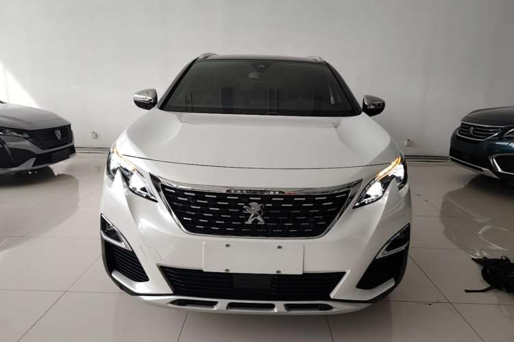 Used Peugeot 5008 2017 380THP 7-Seater Luxury GT Edition Front