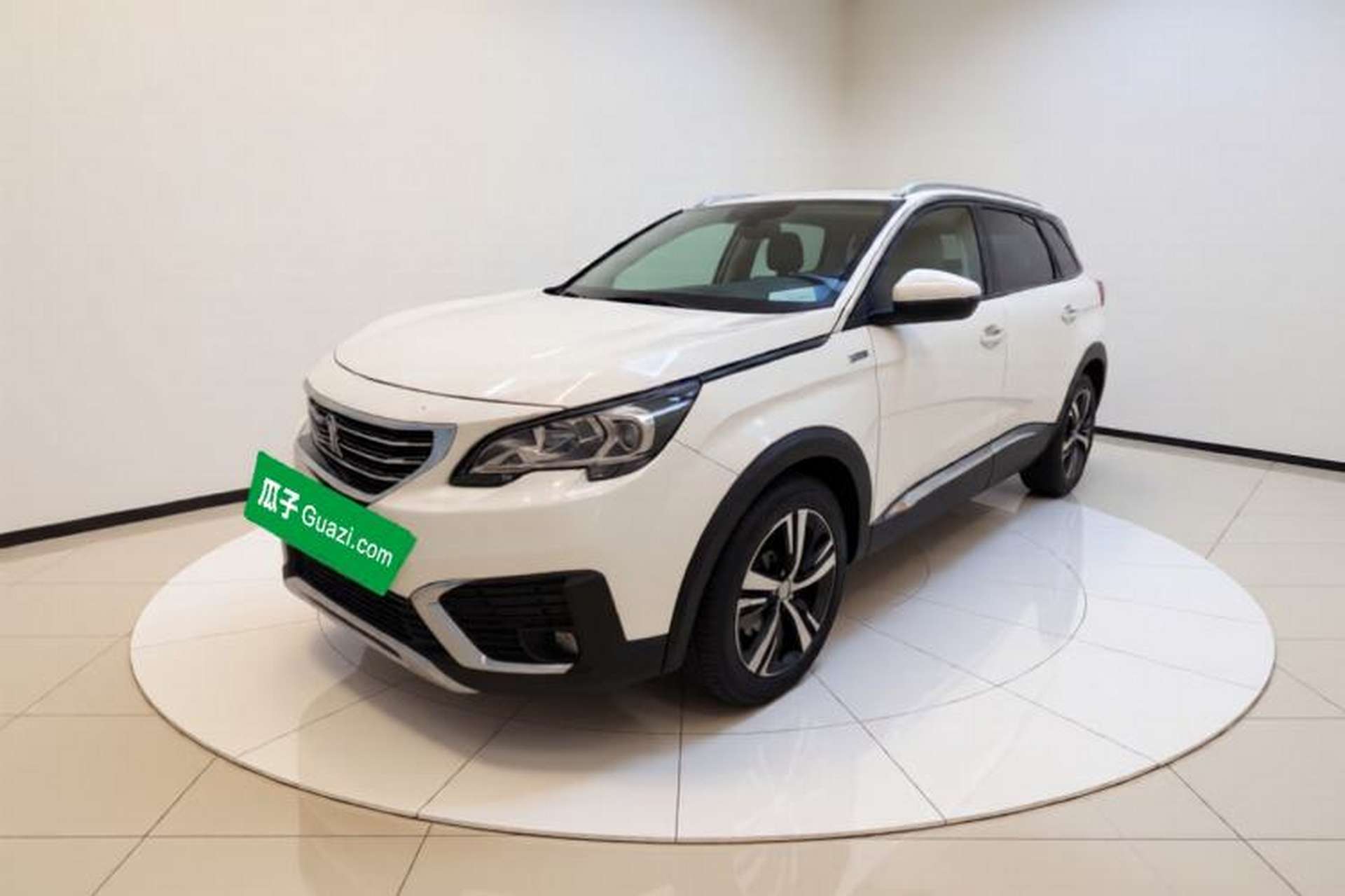 Used Peugeot 5008 2017 350THP 7-Seater Elite Edition Front Left 45 Deg