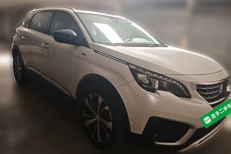 Used Peugeot 5008 2017 380THP 7-Seater Luxury Edition Front Right 45 Deg