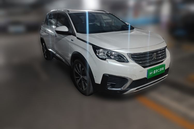Used Peugeot 5008 2017 380THP 7-Seater Luxury Edition Front Right 45 Deg