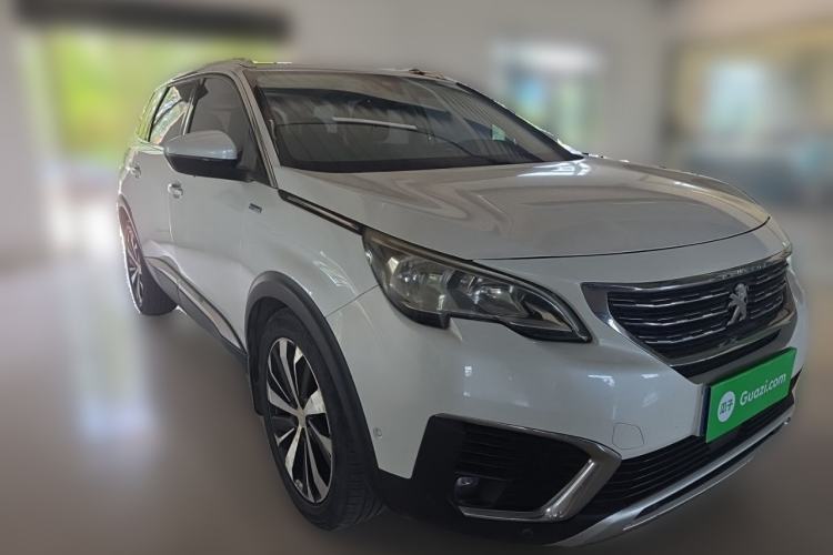 Used Peugeot 5008 2017 380THP 7-Seater Luxury Edition Front Right 45 Deg