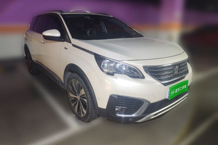 Used Peugeot 5008 2017 380THP 7-Seater Luxury Edition Front Right 45 Deg