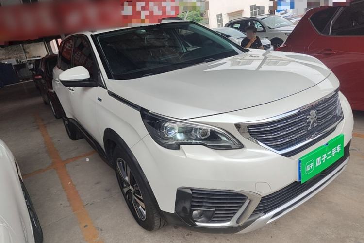 Used Peugeot 5008 2017 380THP 5-Seater Elite Edition Front Right 45 Deg