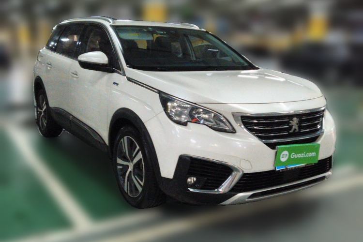 Used Peugeot 5008 2017 350THP 5-Seat Elite Edition Front Right 45 Deg