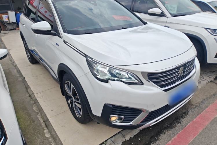 Used Peugeot 5008 2017 380THP 7-Seater Boundary-Free Edition Front Right 45 Deg