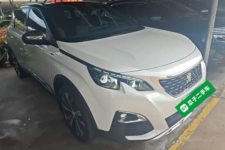 Used Peugeot 5008 2017 380THP 7-Seater Luxury GT Edition Front Right 45 Deg