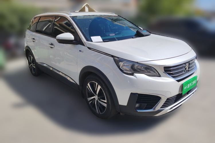 Used Peugeot 5008 2017 380THP 7-Seater Elite Edition Front Right 45 Deg