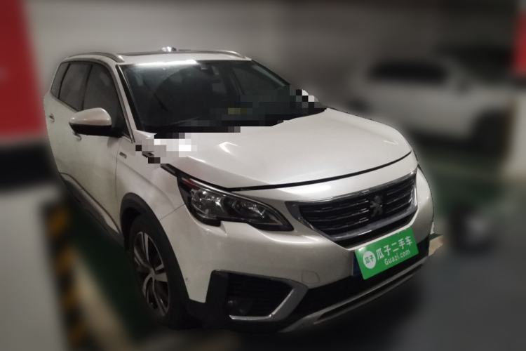 Used Peugeot 5008 2017 350THP 7-Seater Elite Edition Front Right 45 Deg