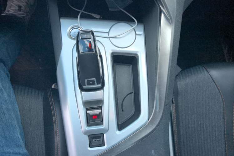 Used Peugeot 5008 2017 350THP 5-Seat Elite Edition Gear Lever