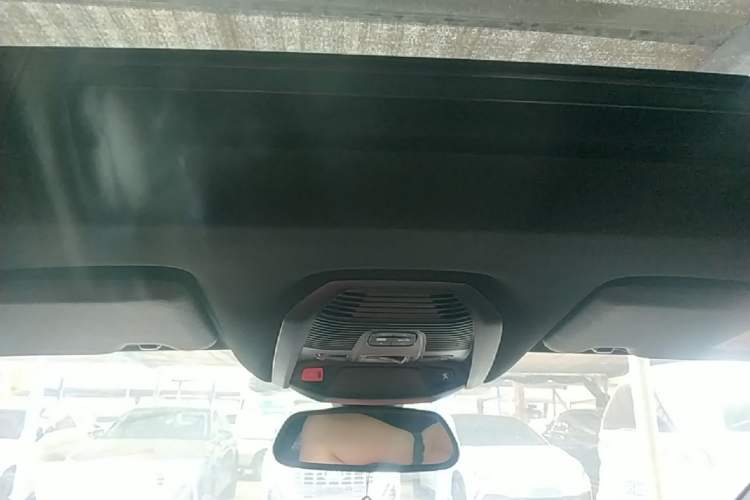 Used Peugeot 5008 2017 380THP 7-Seater Luxury GT Edition Headliner