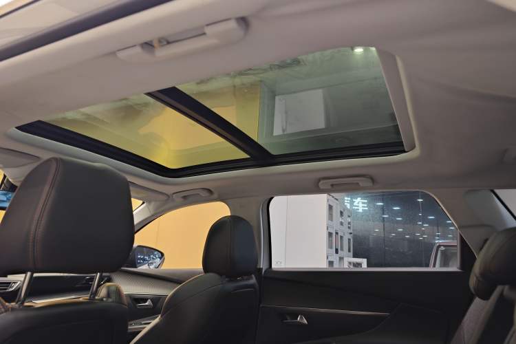 Used Peugeot 5008 2017 380THP 7-Seater Elite Edition Headliner