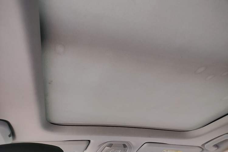 Used Peugeot 5008 2017 380THP 7-Seater Luxury Edition Headliner