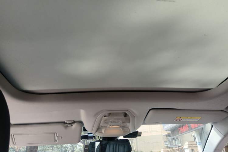 Used Peugeot 5008 2017 380THP 7-Seater Boundary-Free Edition Headliner