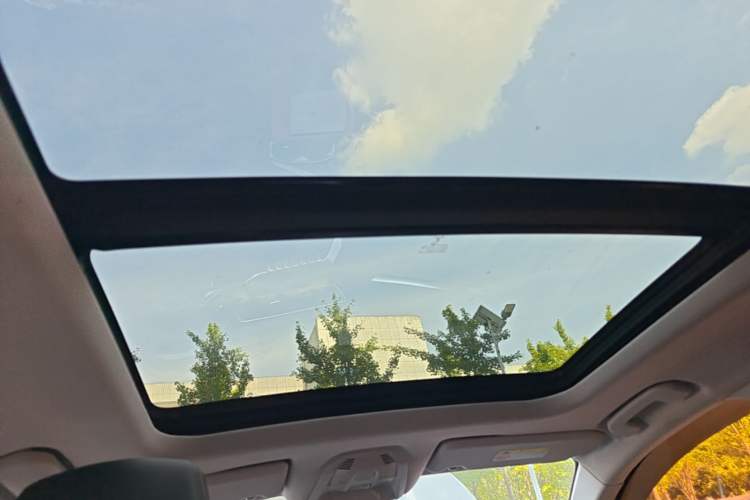 Used Peugeot 5008 2017 380THP 5-Seater Elite Edition Headliner