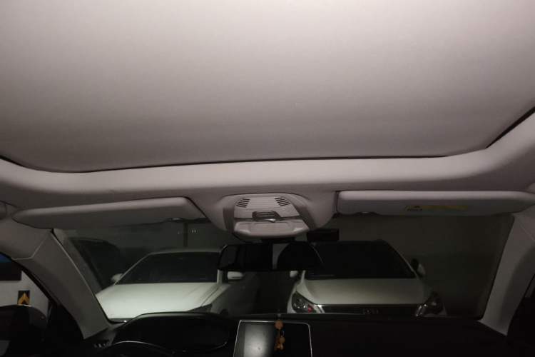 Used Peugeot 5008 2017 350THP 7-Seater Elite Edition Headliner