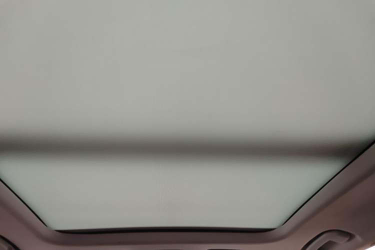 Used Peugeot 5008 2017 380THP 7-Seater Luxury Edition Headliner