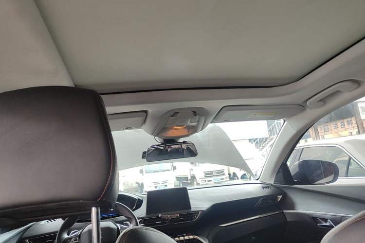 Used Peugeot 5008 2017 380THP 5-Seater Elite Edition Headliner
