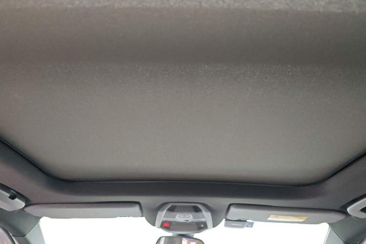 Used Peugeot 5008 2017 380THP 7-Seater Luxury GT Edition Headliner