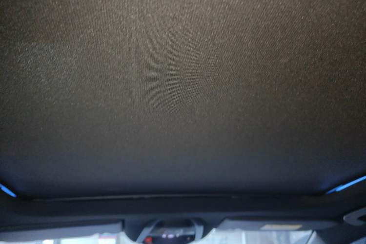 Used Peugeot 5008 2017 380THP 7-Seater Luxury GT Edition Headliner