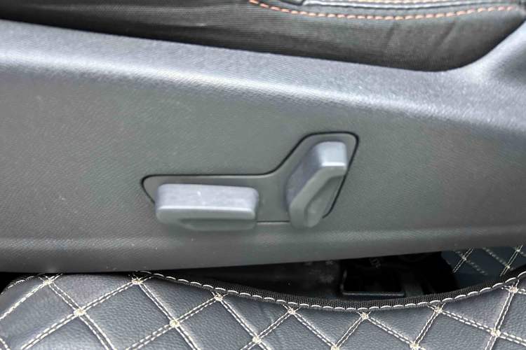 Used Peugeot 5008 2017 380THP 7-Seater Elite Edition Interior 10